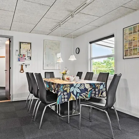 Amazing In With Kitchen Nyaraló *